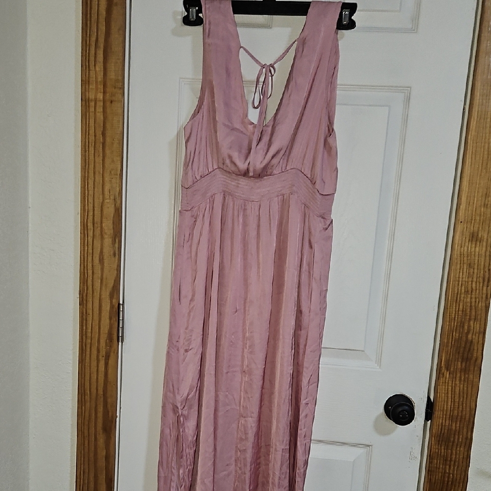 Old Navy Backless Pink Dress - Picture 4 of 7